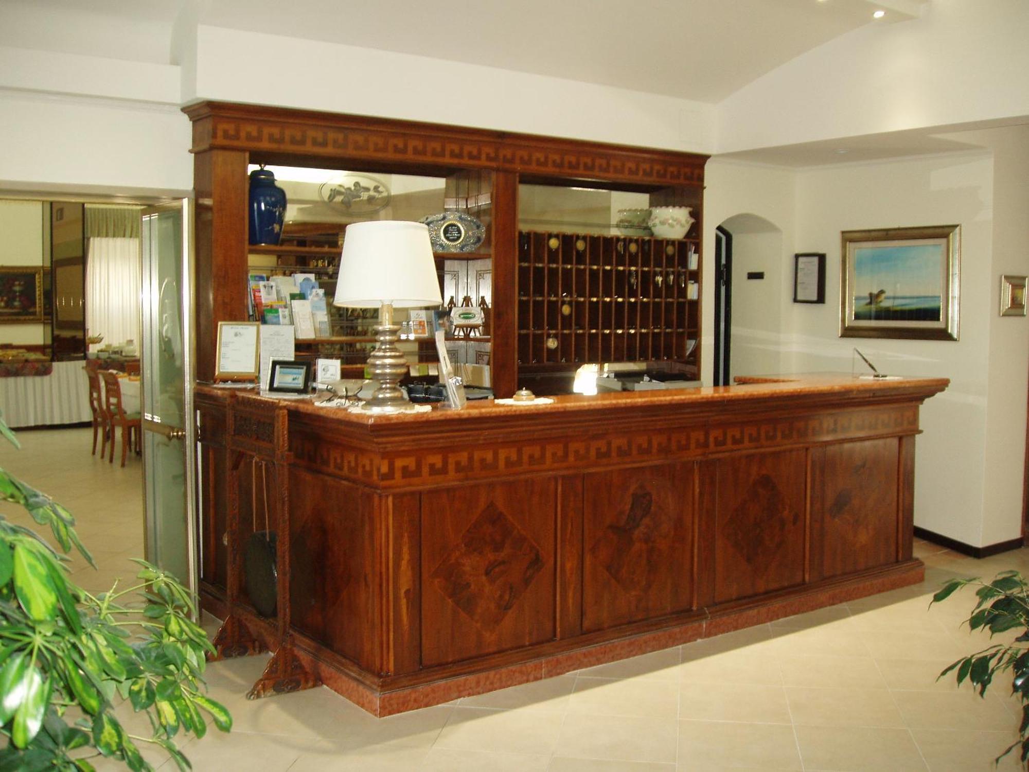 Hotel Suisse Marina di Pietrasanta Esterno foto