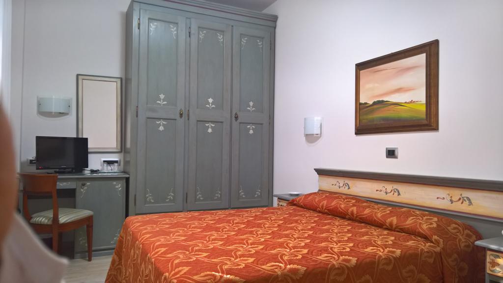 Hotel Suisse Marina di Pietrasanta Esterno foto