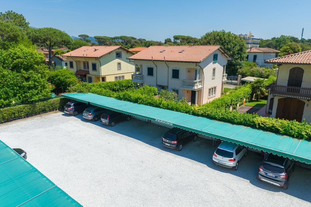 Hotel Suisse Marina di Pietrasanta Esterno foto