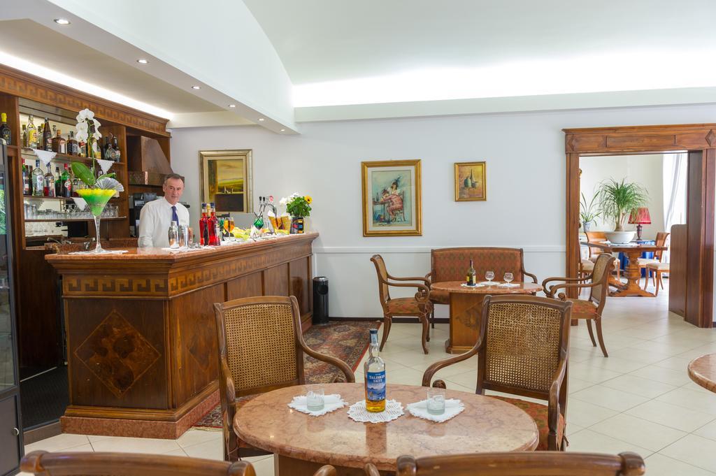 Hotel Suisse Marina di Pietrasanta Esterno foto