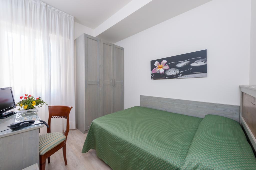 Hotel Suisse Marina di Pietrasanta Esterno foto