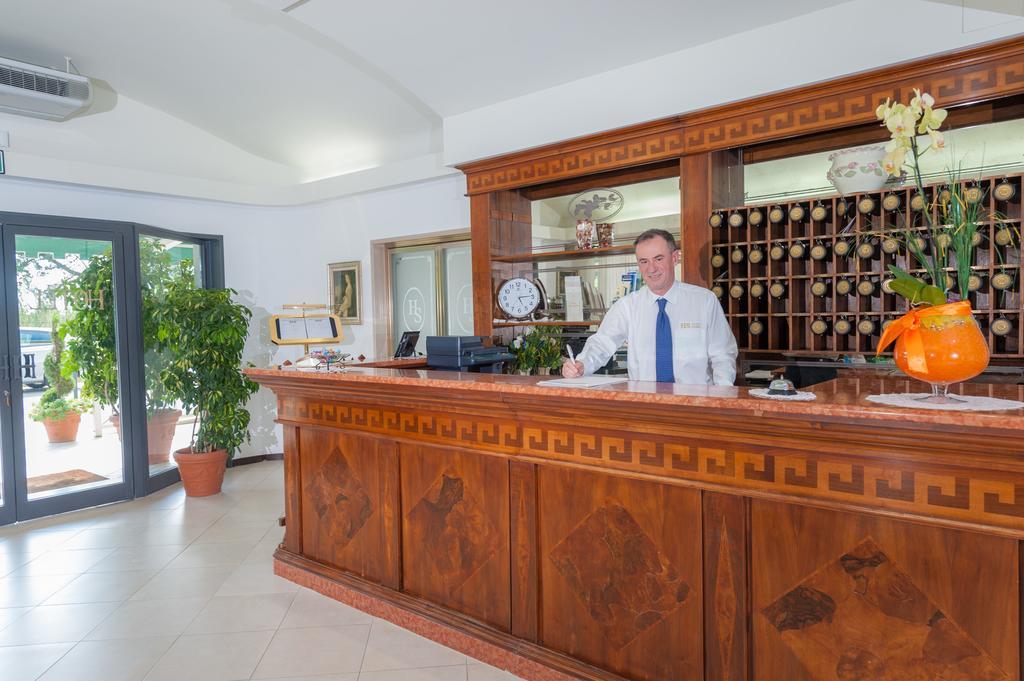 Hotel Suisse Marina di Pietrasanta Esterno foto