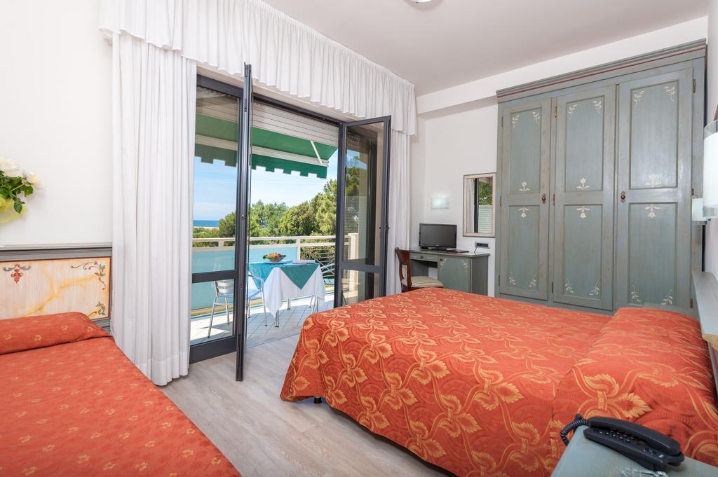 Hotel Suisse Marina di Pietrasanta Esterno foto