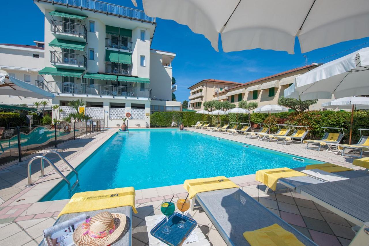 Hotel Suisse Marina di Pietrasanta Esterno foto